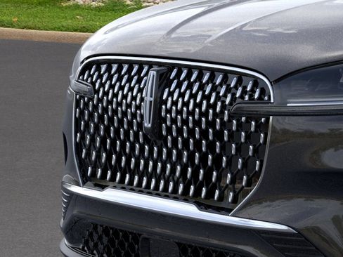 New 2026 Lincoln Aviator Reserve AWD/4WD image 17
