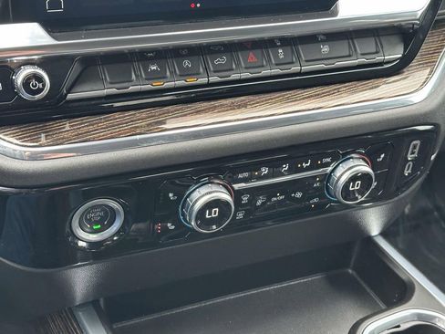 Certified 2024 GMC Sierra 1500 Elevation image 32