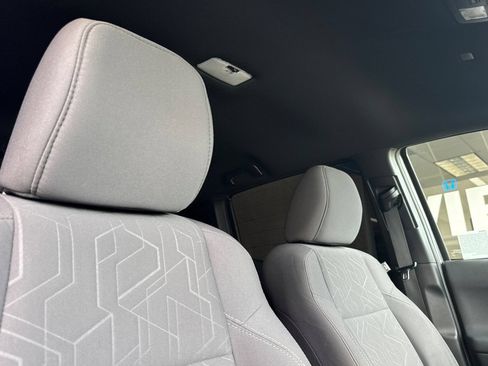 Used 2019 Toyota Tacoma TRD Sport w/ Technology Package RWD image 16