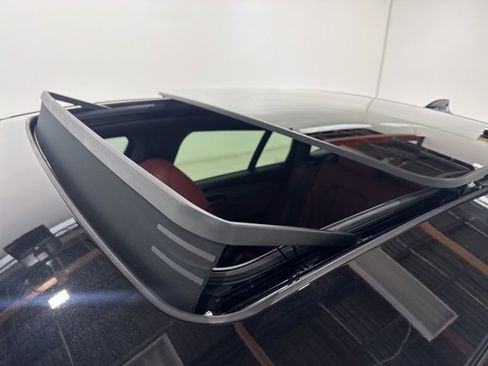 Certified 2023 BMW X4 xDrive30i w/ Convenience Package image 27