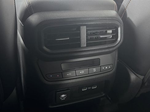 Certified 2023 Honda Pilot TrailSport image 25