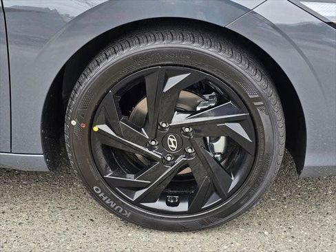 New 2026 Hyundai Elantra Sport FWD image 9