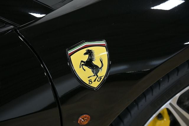 Used 2013 Ferrari 458 Spider RWD image 27