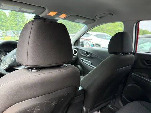 Used 2022 Hyundai Kona SEL FWD image 30
