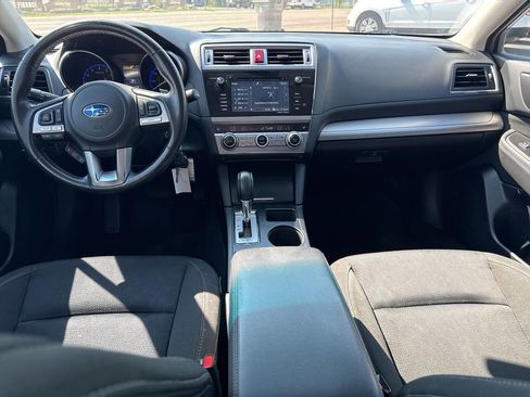 Used 2017 Subaru Legacy 2.5i Premium image 9
