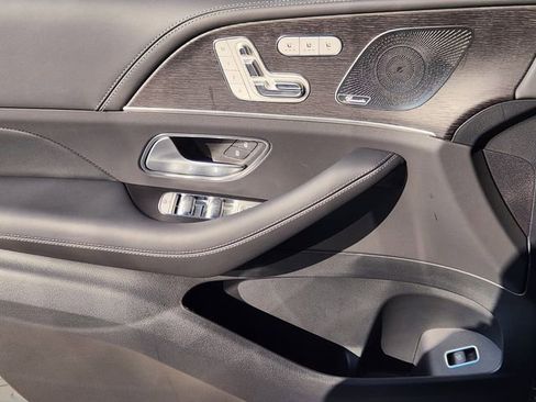 Certified 2026 Mercedes-Benz GLS 63 AMG 4MATIC image 23