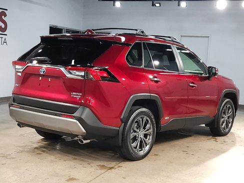 Certified 2024 Toyota RAV4 Limited w/ Advanced Technology Package AWD/4WD image 7
