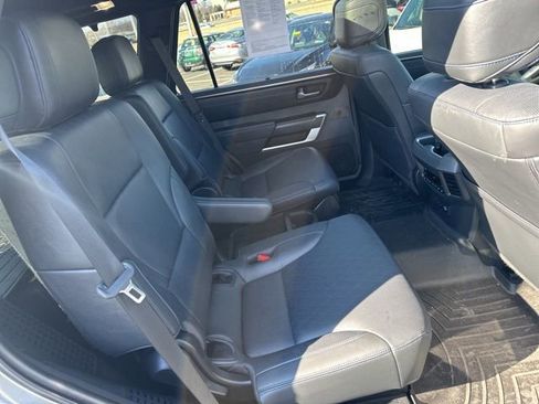Used 2023 Toyota Sequoia Platinum image 11