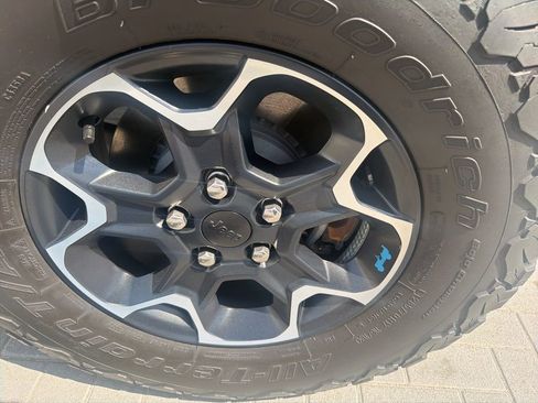 Used 2023 Jeep Wrangler Unlimited Rubicon 4xe w/ Steel Bumper Group image 5