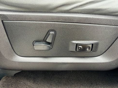 Used 2015 RAM 1500 Big Horn AWD/4WD image 29