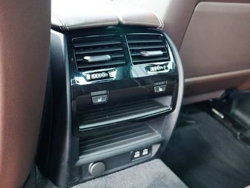 Used 2022 BMW 540i w/ Executive Package RWD image 9