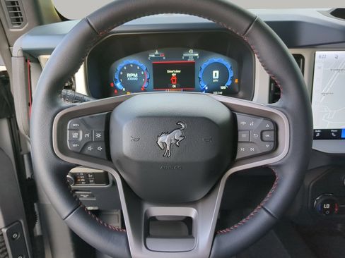 Used 2026 Ford Bronco Heritage Edition AWD/4WD image 66