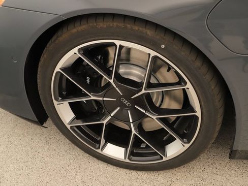 New 2026 Audi RS e-tron GT performance AWD/4WD image 36