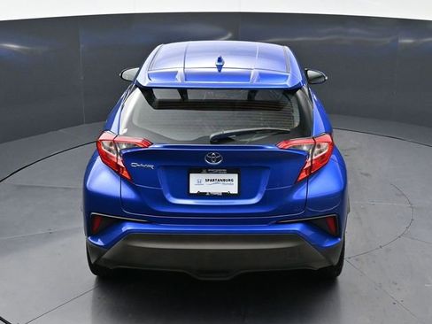 Used 2021 Toyota C-HR XLE image 16