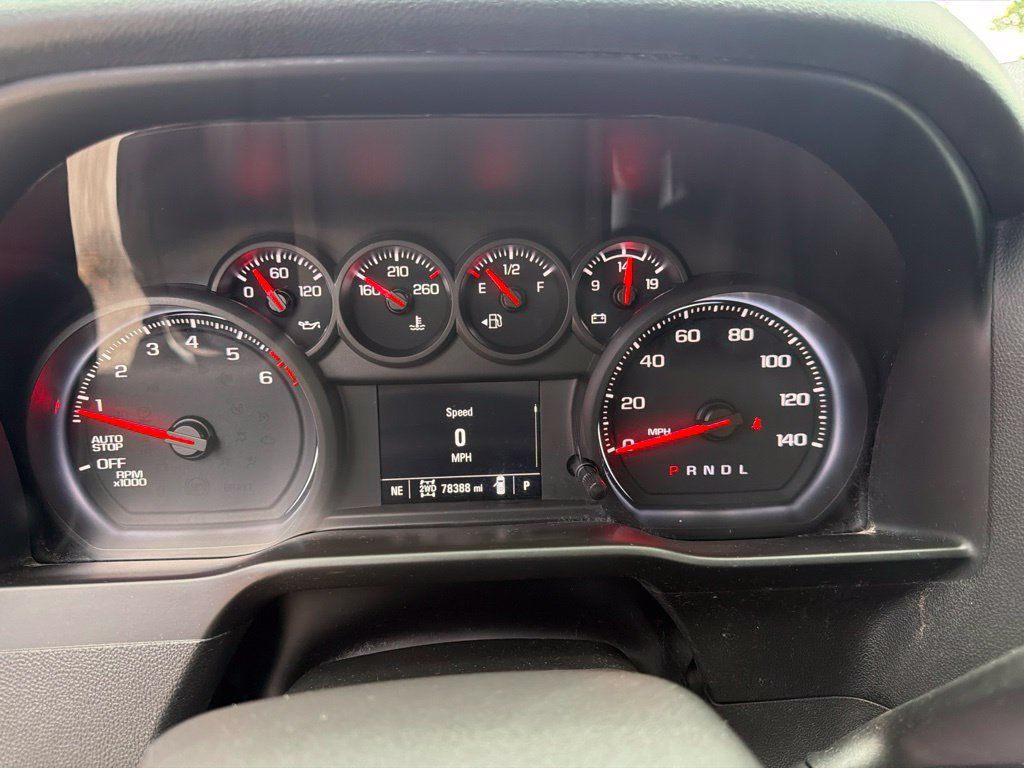 Used 2021 Chevrolet Silverado 1500 Custom AWD/4WD image 19