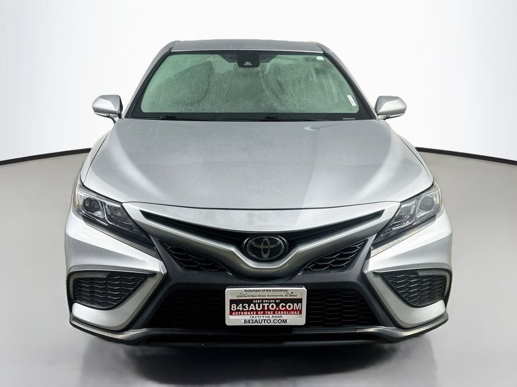 Used 2023 Toyota Camry SE FWD image 2