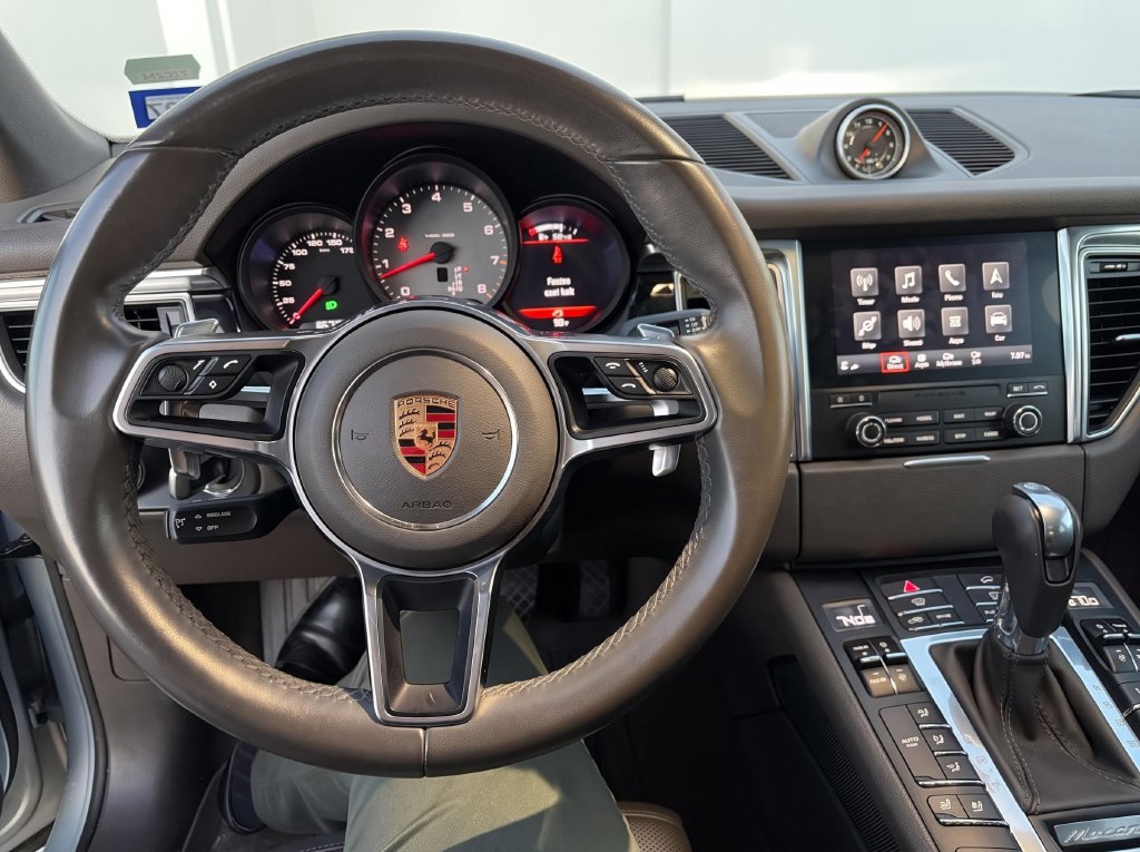 Used 2018 Porsche Macan S AWD/4WD image 7