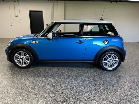 Used 2011 MINI Cooper S FWD image 10