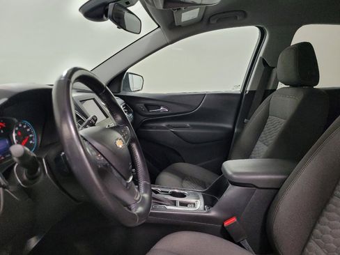 Used 2020 Chevrolet Equinox LT image 17