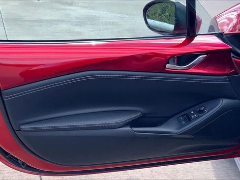 Used 2023 MAZDA MX-5 Miata Grand Touring image 17