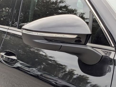 New 2026 Volkswagen Tiguan S AWD/4WD image 10