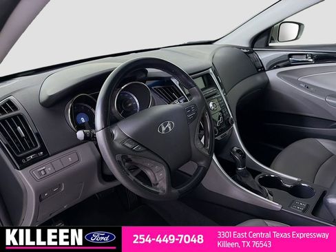 Used 2011 Hyundai Sonata Limited FWD image 10