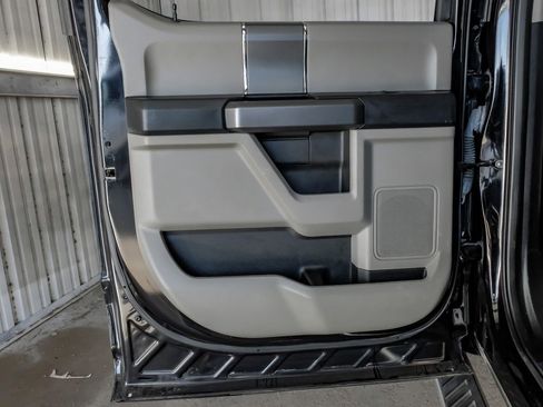 Used 2020 Ford F150 XLT w/ Equipment Group 302A Luxury AWD/4WD image 45
