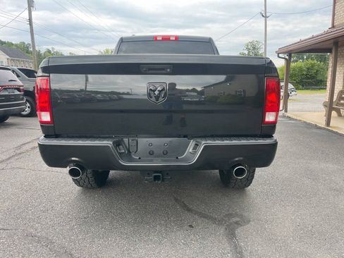 Used 2016 RAM 1500 Express w/ Black Ram 1500 Express Group AWD/4WD image 7