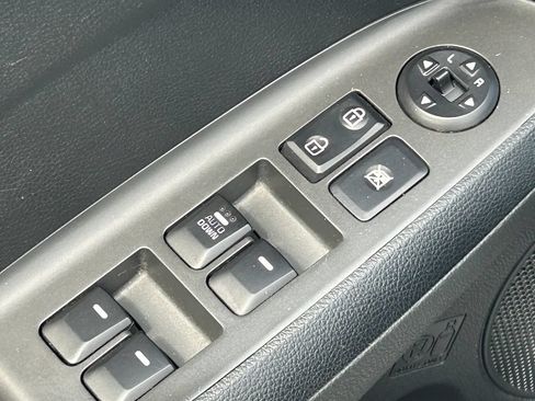 Used 2018 Kia Forte LX FWD image 23