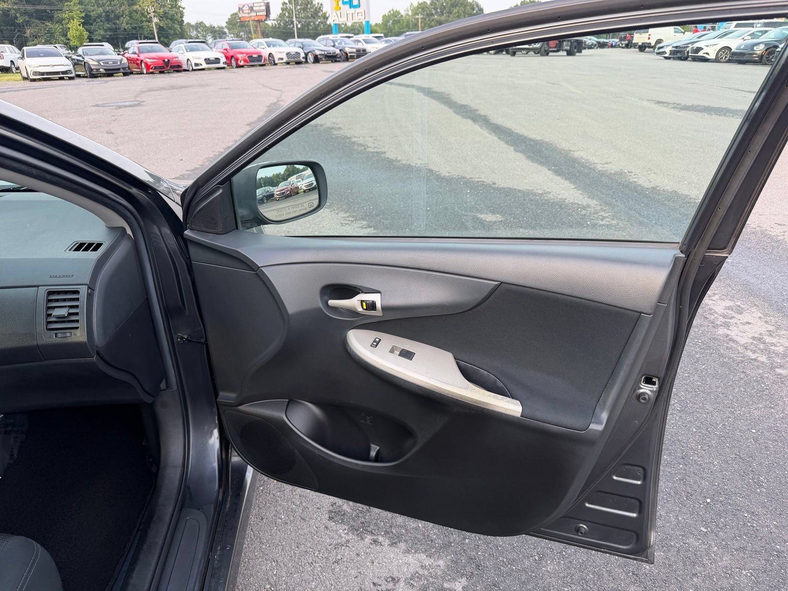 Used 2012 Toyota Corolla S FWD image 18
