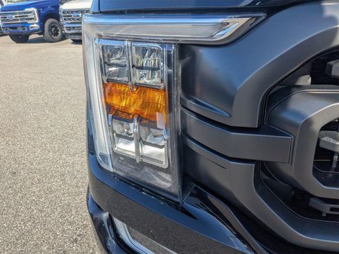 Used 2022 Ford F150 XLT w/ Equipment Group 302A High image 10