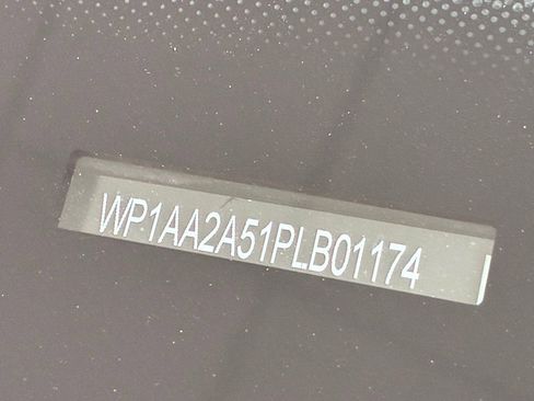 Used 2023 Porsche Macan w/ Premium Package Plus image 53