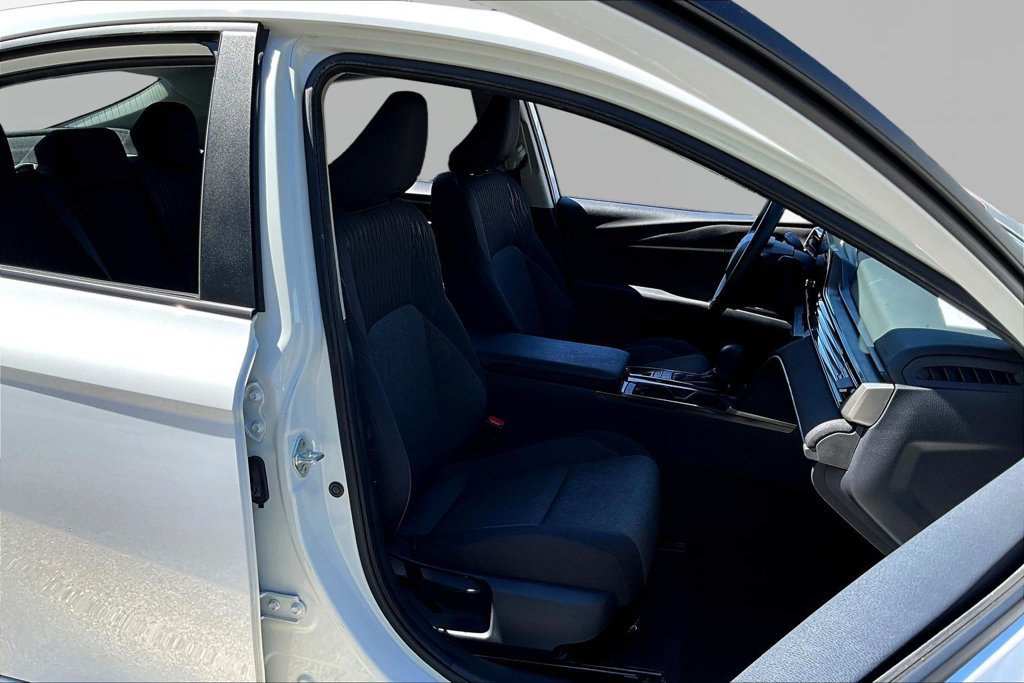 Used 2025 Toyota Camry LE FWD image 29