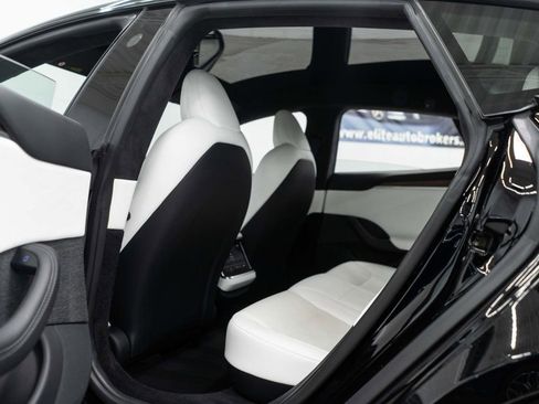 Used 2022 Tesla Model S Standard Range image 30