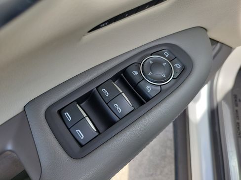 Used 2019 Cadillac XT5 Luxury image 17