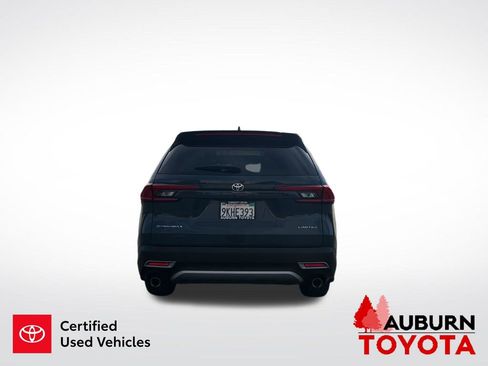 Used 2024 Toyota Grand Highlander AWD Hybrid image 7