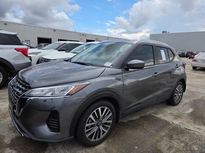 Used 2024 Nissan Kicks SV