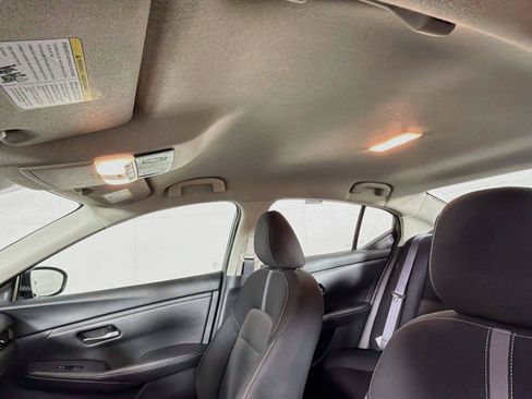 Used 2025 Nissan Sentra SV FWD image 5