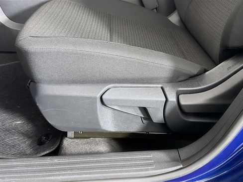 New 2026 Nissan Kicks S image 19