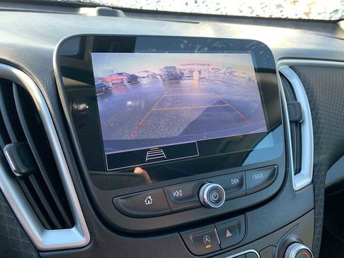 Certified 2022 Chevrolet Malibu LS image 14