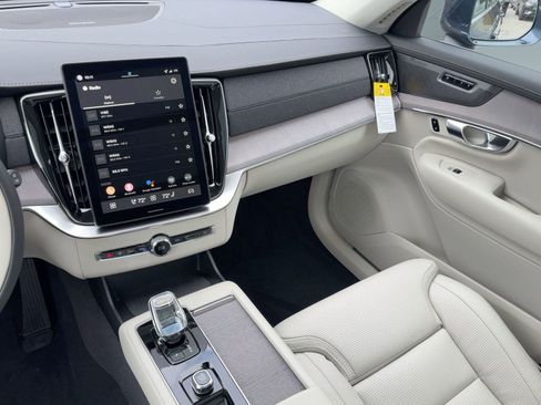 New 2026 Volvo XC90 T8 Ultra w/ Protection Package Premier AWD/4WD image 27
