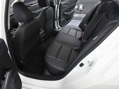 Used 2021 Nissan Altima 2.5 SL image 13