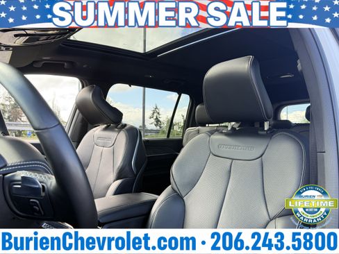Used 2024 Jeep Grand Cherokee L Overland w/ Advanced Protech Group III AWD/4WD image 10