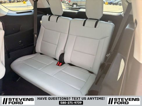 Used 2025 Ford Explorer Platinum w/ Ultimate Package AWD/4WD image 33