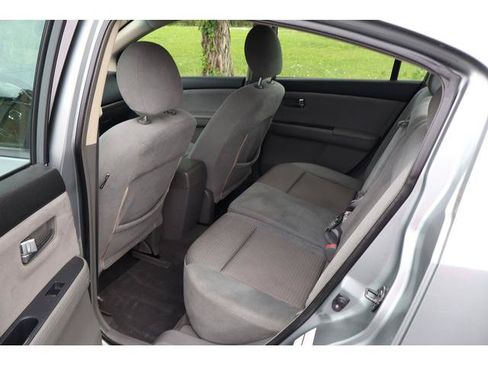 Used 2008 Nissan Sentra 2.0 S FWD image 8