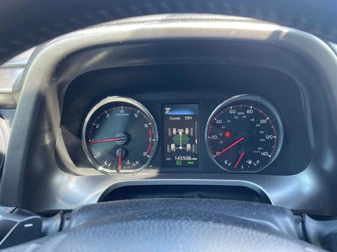 Used 2018 Toyota RAV4 SE w/ Power Extra Value Package AWD/4WD image 12