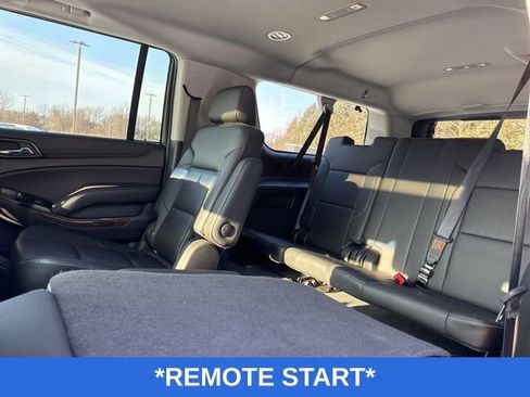 Used 2020 Chevrolet Suburban LT image 7