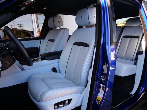 Certified 2023 Rolls-Royce Cullinan image 27