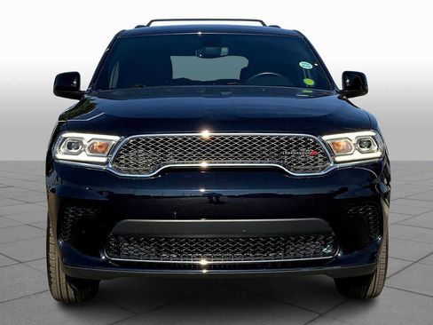 Used 2024 Dodge Durango SXT w/ 3rd Row Seating Group image 6