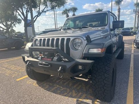 Used 2020 Jeep Gladiator Sport w/ Quick Order Package 24S image 7